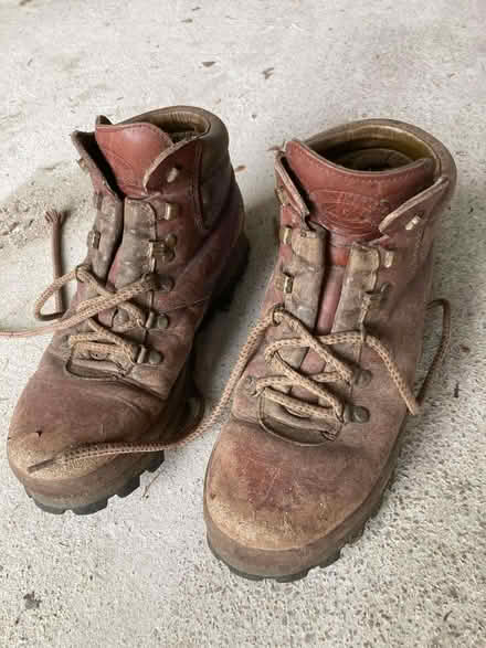 Photo of free Walking boots (Kendal LA9) #1