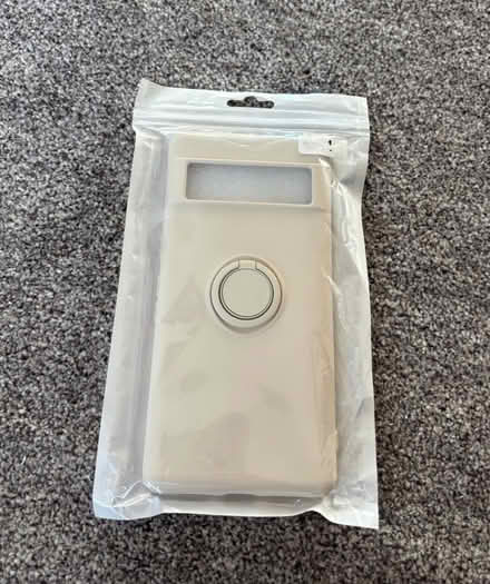 Photo of free New phone case (Selhurst) #1