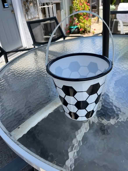 Photo of free plastic pail soccer ball style (Prospect and DeAnza) #1