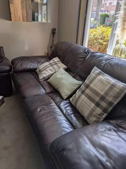Photo of free Leather Suite 3 and 2 Seater (NG319RW) #2