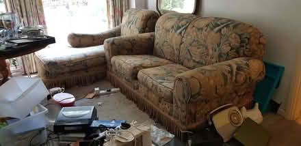 Photo of free Chaise longue + 2 sofas [item 1 & 2] (Totteridge HW HP13) #2