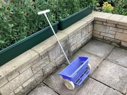 Photo of free Seed/fertiliser spreader (BA15 Bassetts Pasture) #1