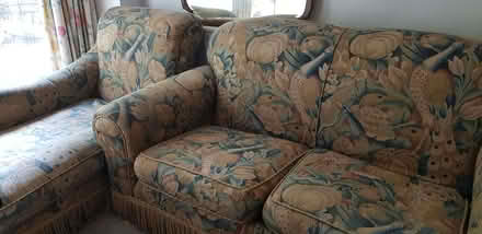 Photo of free Chaise longue + 2 sofas [item 1 & 2] (Totteridge HW HP13) #1