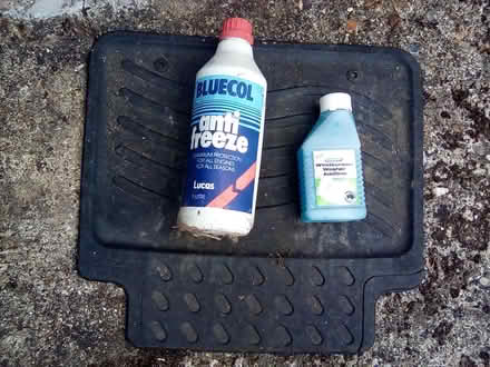 Photo of free Car stuff (Ewell) #1