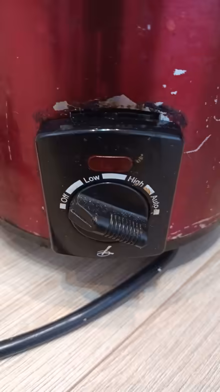 Photo of free Slow cooker, electric (SW11) #3