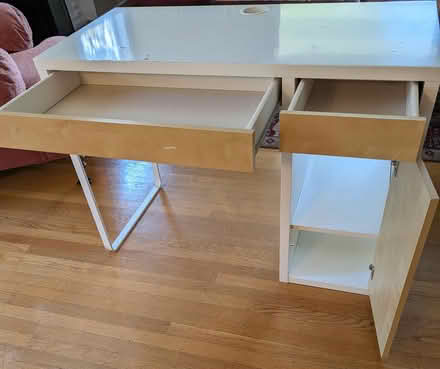 Photo of free Desk (Phinney Ridge) #1