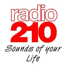 Photo of Radio 210 items / (1976 - 90's) (South Reading RG2) #1