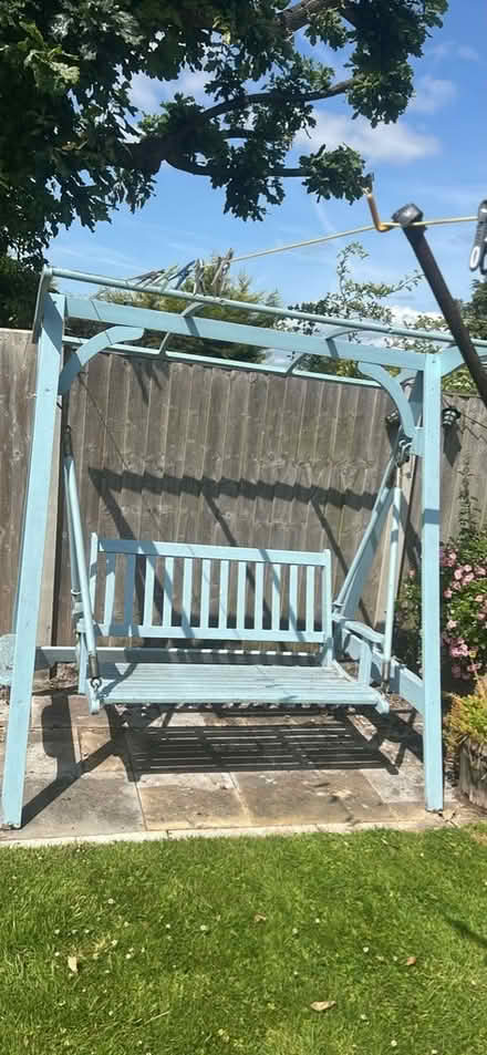 Photo of free Garden swing (Findern DE65) #4