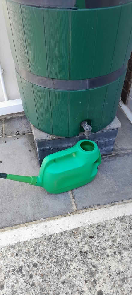Photo of free Bricks & slab/water butt stand (CT12) #2
