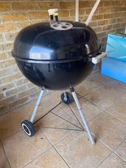 Photo of free barbecue (CT11) #1