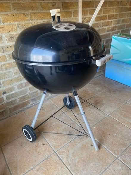 Photo of free barbecue (CT11) #1