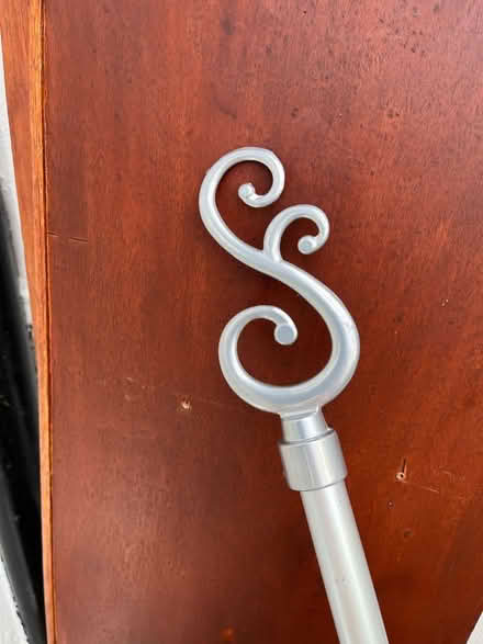 Photo of free Curtain pole (BT4) #2
