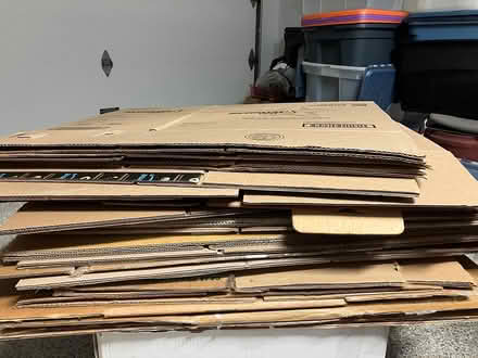 Photo of free boxes (good) and packing material (N side of Eureka in Maple Lawn) #1
