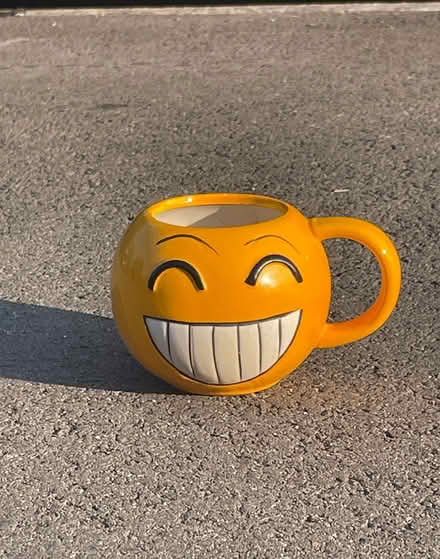 Photo of free Small mug (Bushey nr Bushey Country Club) #1