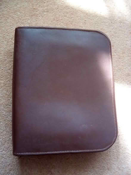 Photo of free Old vanity case with chrome stuff (Ewell) #2