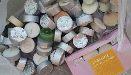 Photo of free Bag of old tea lights. Approx 50. Most are unused (Risinghurst OX3) #1