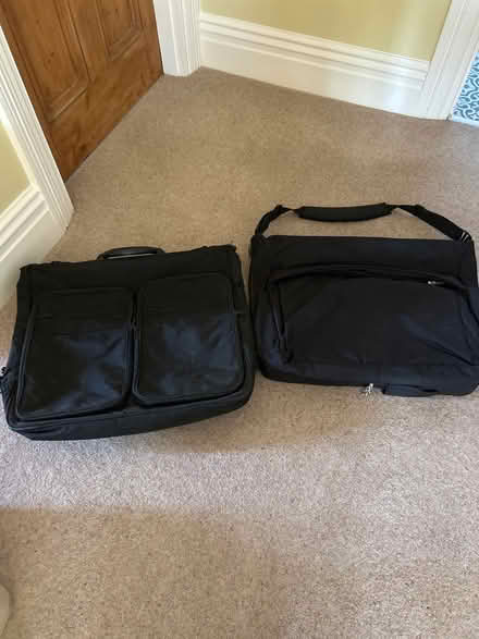 Photo of free Suit Carriers (De Parys MK40) #1