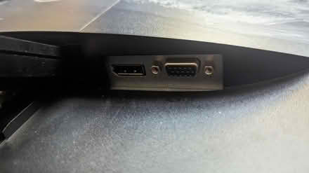 Photo of free Monitor/display (Sg5 1by) #3