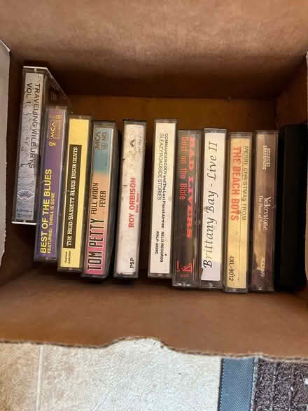 Photo of free Cassettes (SE AA) #1