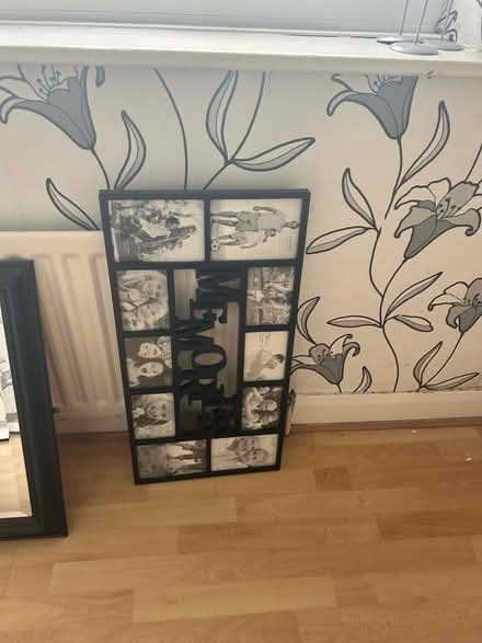 Photo of free Pic frame (Formby L37) #1