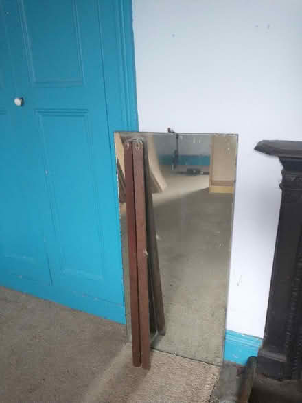 Photo of free Antique dressing table (LS13, Bramley) #4