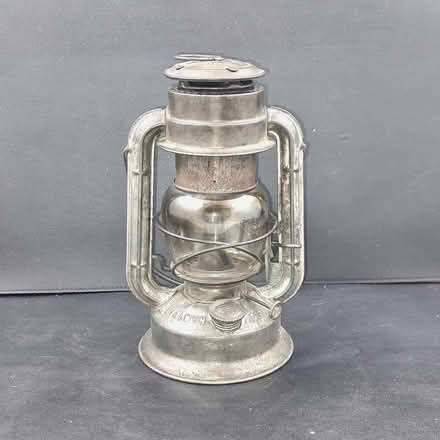 Photo of Oil/Paraffin/Kerosine Lamps (Bellevue EH7) #1