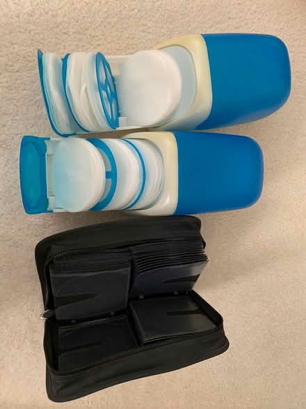 Photo of free CD DVD holders and binder (Oakvlle Dundas & Neyagawa) #1