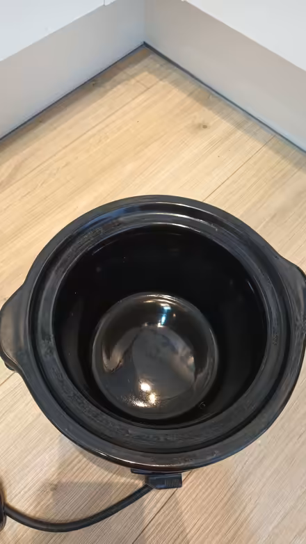 Photo of free Slow cooker, electric (SW11) #2
