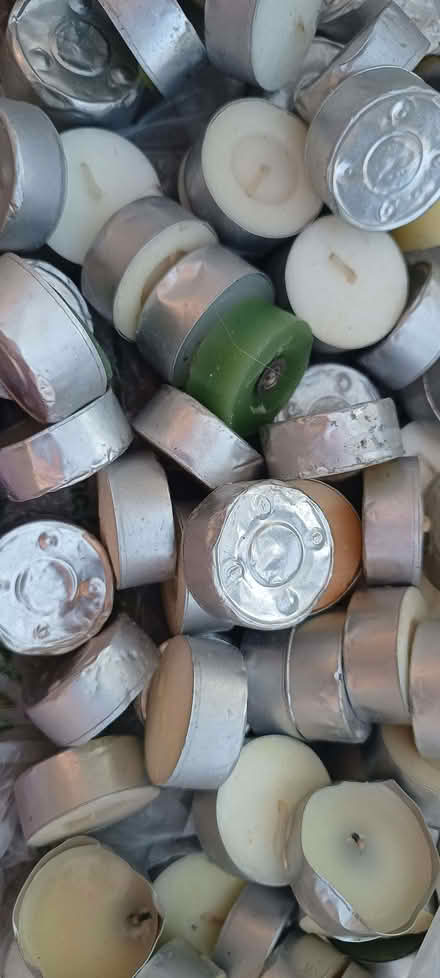 Photo of free Bag of old tea lights. Approx 50. Most are unused (Risinghurst OX3) #2