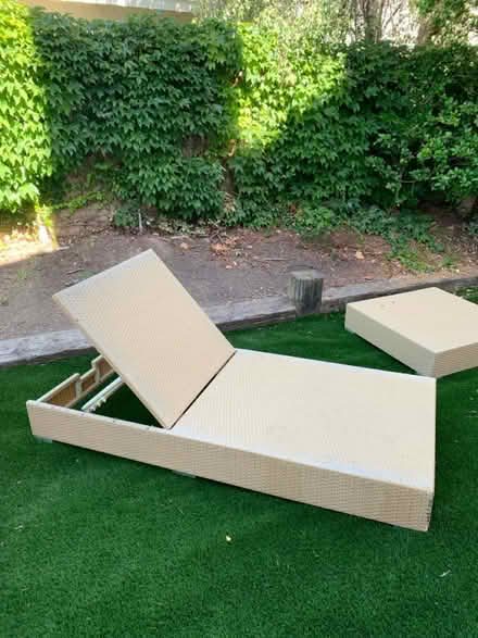 Photo of free Outdoor Furniture (Newbury Park near Wendy & Lynn) #3