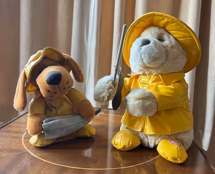Photo of free Two no-longer-singing stuffed toys. (Freehold LA1) #1