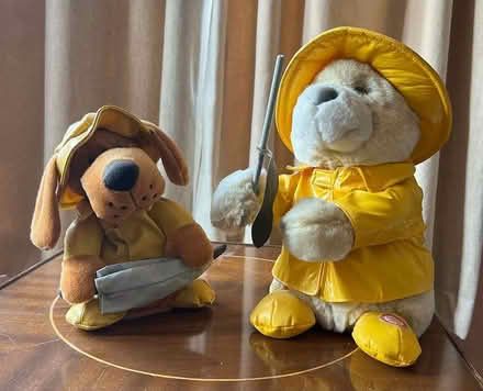 Photo of free Two no-longer-singing stuffed toys. (Freehold LA1) #1