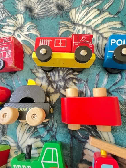 Photo of free Bag of 9 cars/trucks (SW11) #4