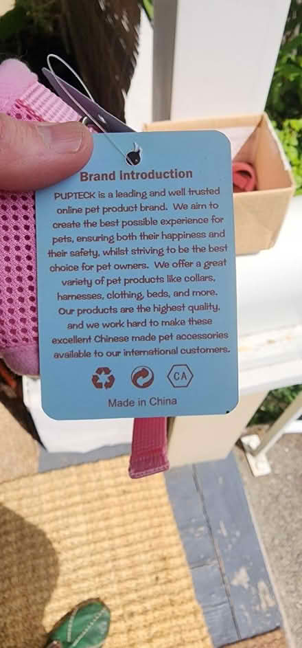 Photo of free Pink harness for SMALL pet (Maple Leaf) #4