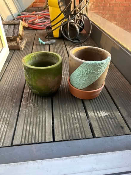 Photo of free Terracotta plant pots (Streatham Hill SW2) #1