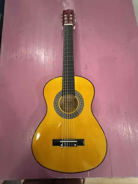 Photo of free old small guitar (Moor Allerton LS17) #1