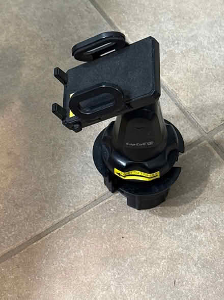 Photo of free Car phone holder (Glenn Dale, Md) #1