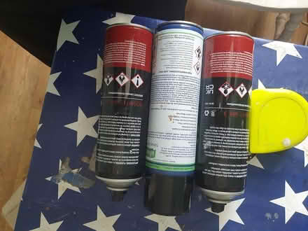 Photo of free carpet spray adhesives (Selhurst) #1