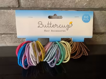 Photo of free Pack of childrens hair bobbles (Tilehurst RG30) #1