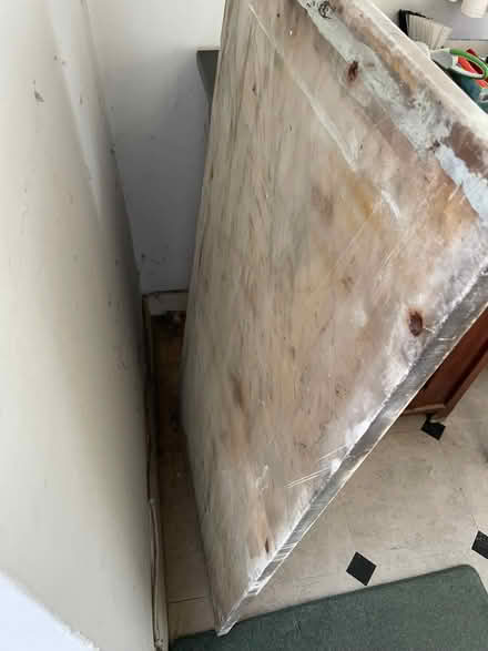 Photo of free Marble top (Upper Holloway N19) #2