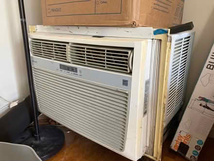 Photo of free Frigidaire Window AC 25000BTU (Lincoln, Concord, Bedford) #1