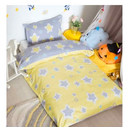 Photo of free Toddler duvet cover set, duvet and pillow (Leytonstone E11) #3