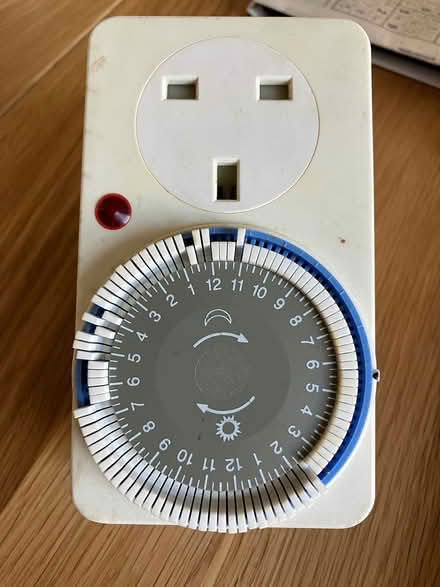Photo of free plug in light timer (West Bridgford NG2) #1