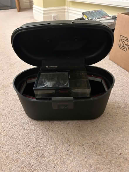 Photo of free Samsonite vanity case (De Parys MK40) #2