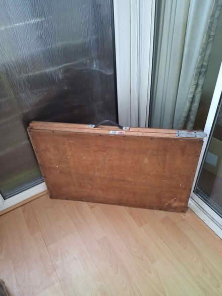 Photo of free Traditional wallpapering table (B42) #1