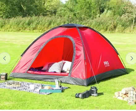 Photo of Tent for 3-4 man (Hanworth Park TW13) #1
