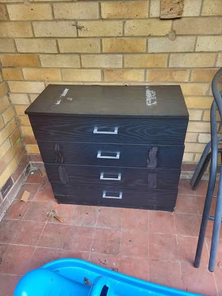 Photo of free Chest of drawers (Tn343ty) #1