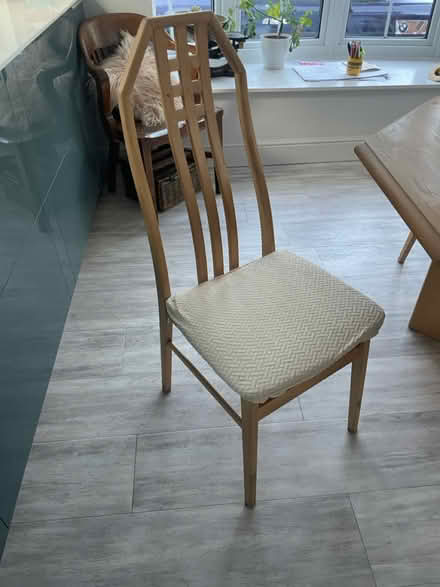 Photo of free 6x dining chairs (Stanmore, HA7) #1