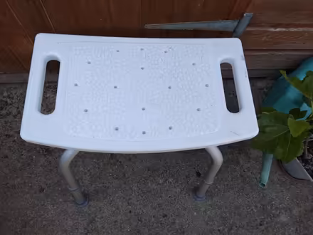 Photo of free Stool (Risinghurst OX3) #3