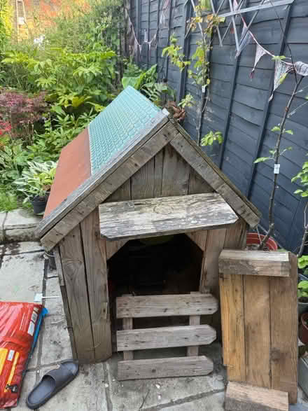Photo of free Wooden dog house (New Cross SE14) #1